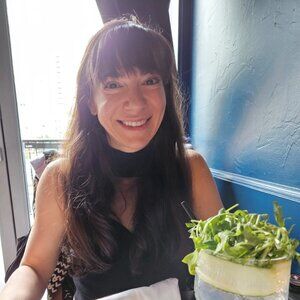 Meet your Posher, Molly